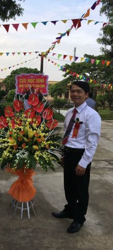 Thầy Vũ Quốc Hoàn
